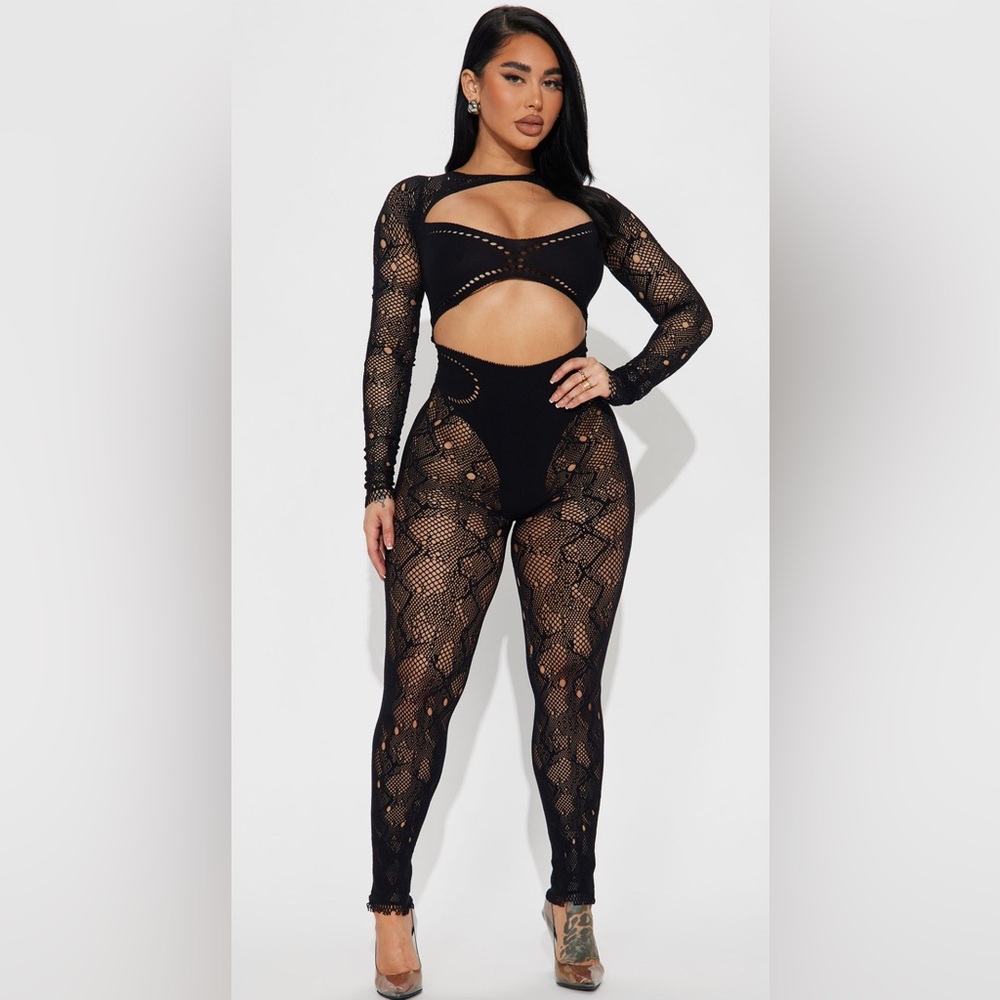 Fashion Nova lace jumpsuit